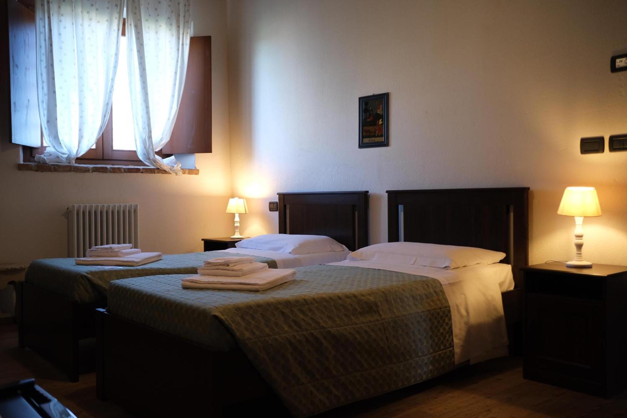 Agriturismo Corte Pellegrini Сан-Мартино-Буон-Альберго Экстерьер фото