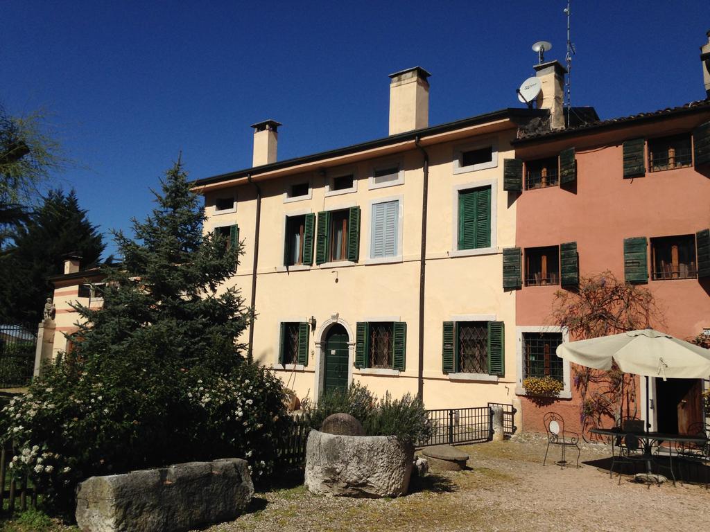 Agriturismo Corte Pellegrini Сан-Мартино-Буон-Альберго Экстерьер фото