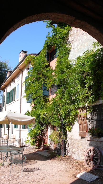 Agriturismo Corte Pellegrini Сан-Мартино-Буон-Альберго Экстерьер фото