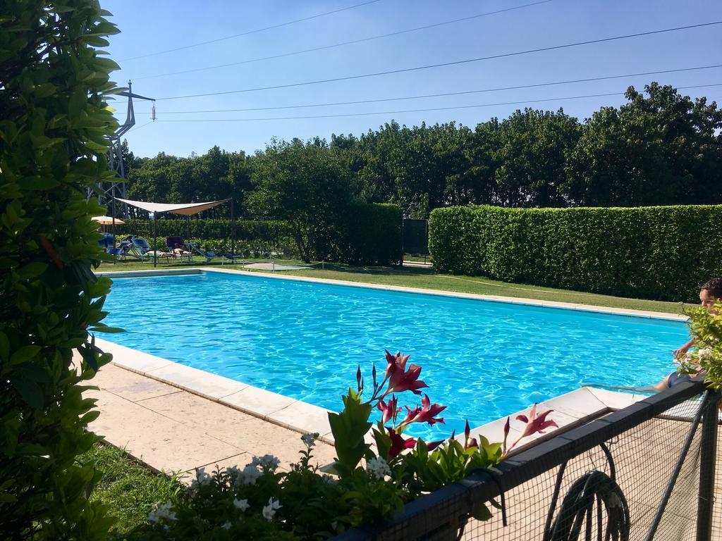 Agriturismo Corte Pellegrini Сан-Мартино-Буон-Альберго Экстерьер фото